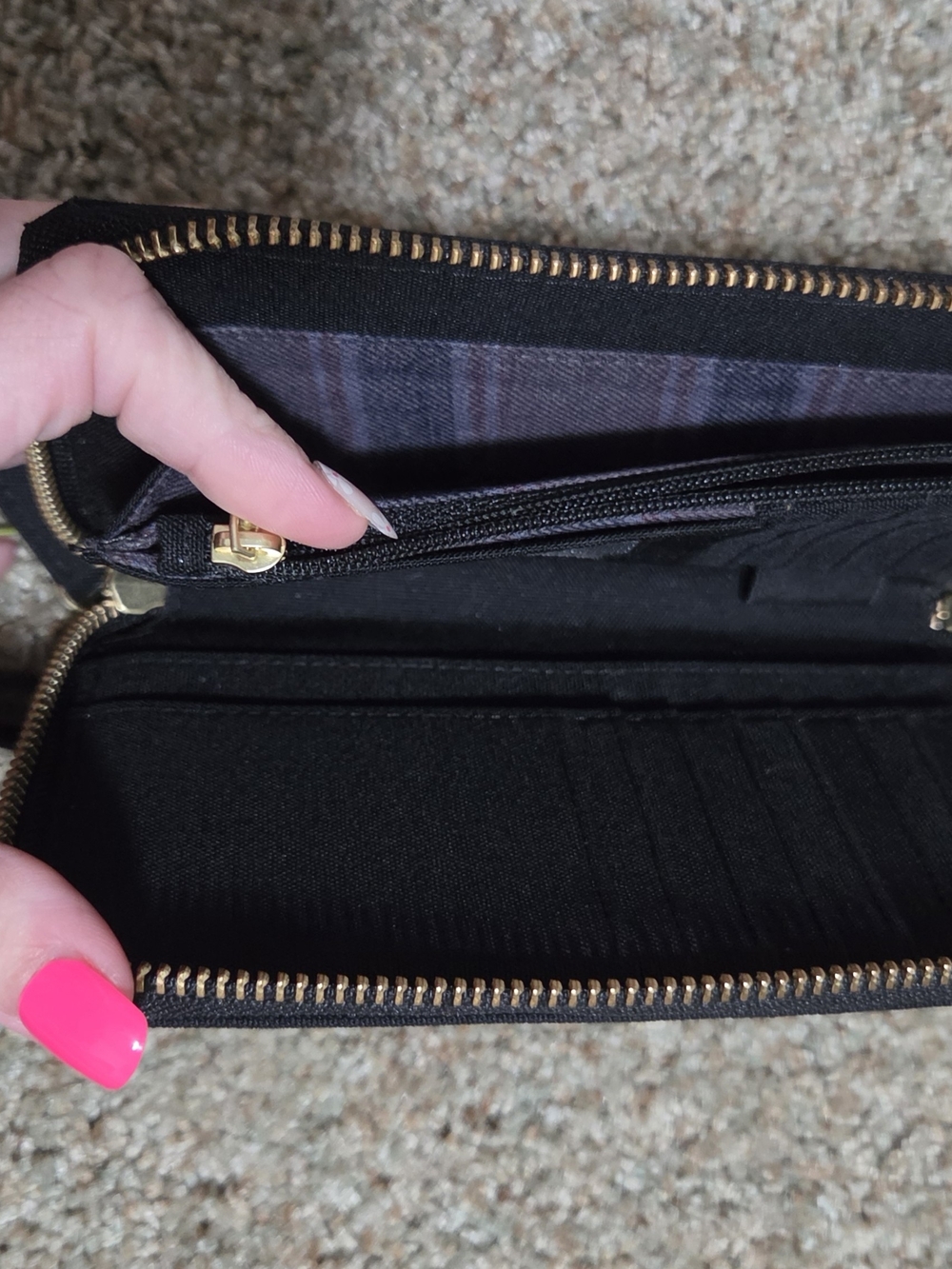 Carhartt Black Canvas Zip Wristlet Wallet - Picture 3 of 3
